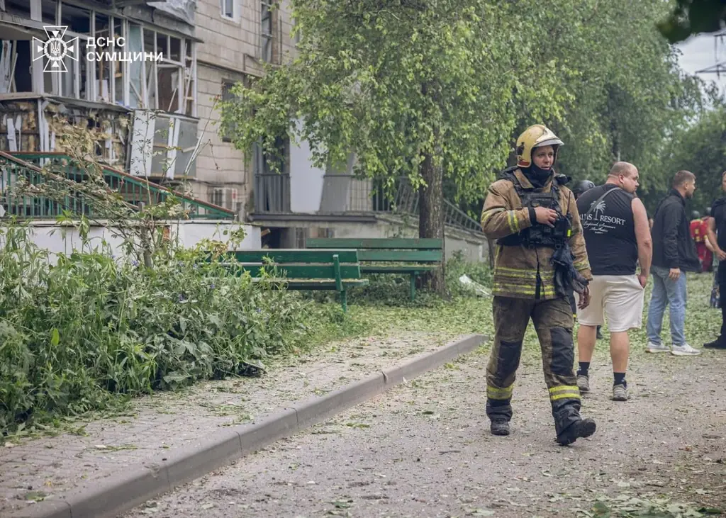 В результате атаки беспилотников на Сумы пострадали 18 человек, включая детей