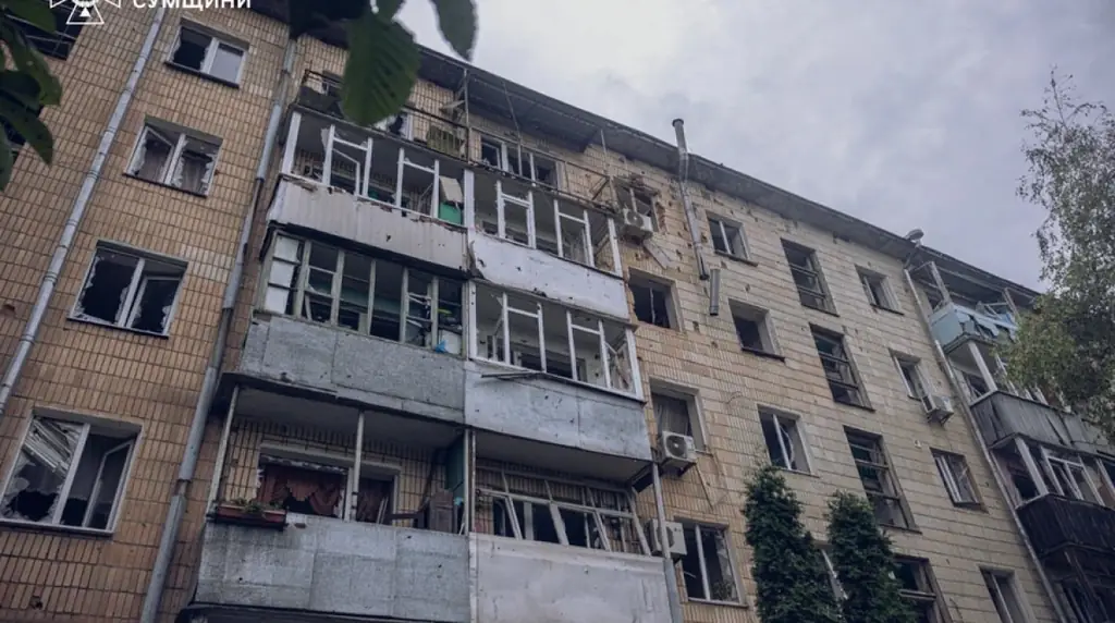 В результате атаки беспилотников на Сумы пострадали 18 человек, включая детей