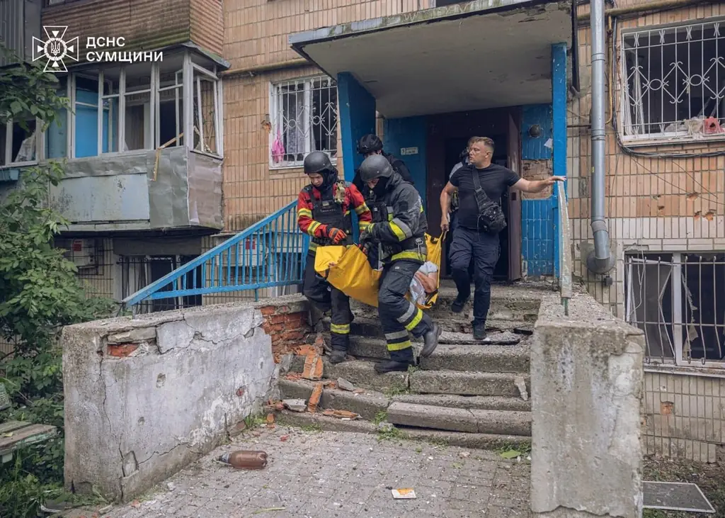 В результате атаки беспилотников на Сумы пострадали 18 человек, включая детей