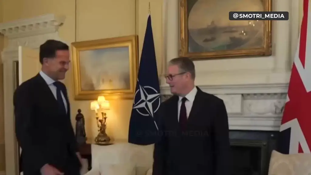 Кир Стармер и Марк Рютте: «Lame duck» примеривает себе новое кресло.