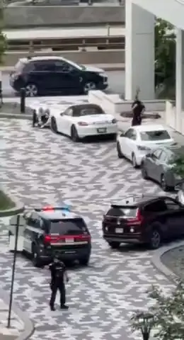 Нападение на кошерный супермаркет в Монреале: есть заложники