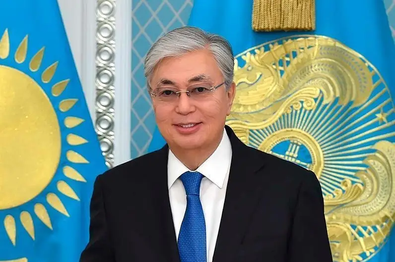 Токаев сам себя короновал. И сам себя обнулил.