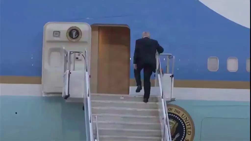 Завершение саммита НАТО в Турции: Дональд Трамп покидает страну