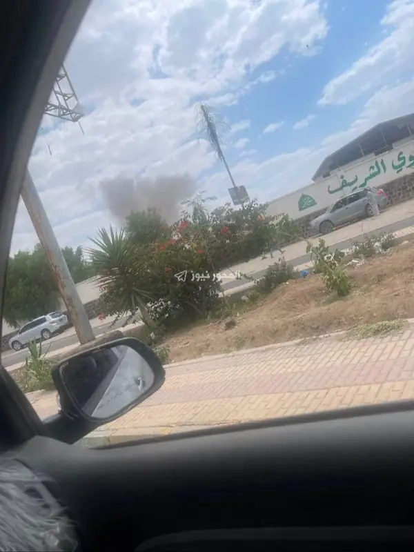Саудовская Аравия нанесла удар по взлетно-посадочным полосам аэропорта в Сане