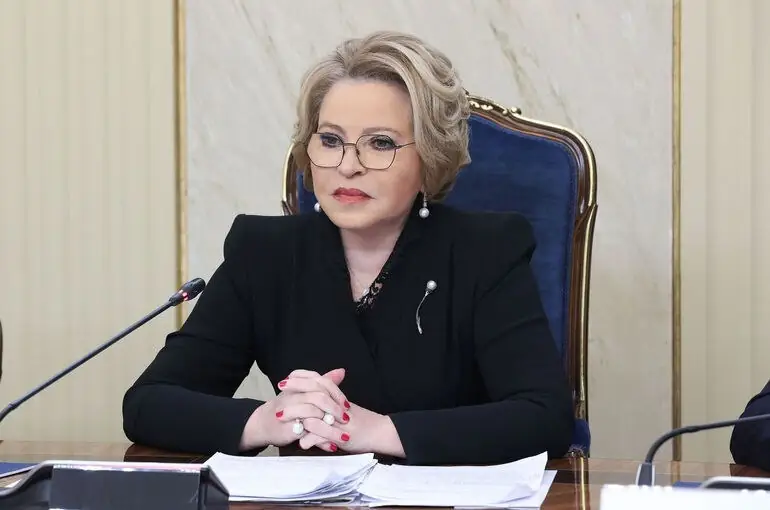 У Матвиенко есть бензин. А у тебя?