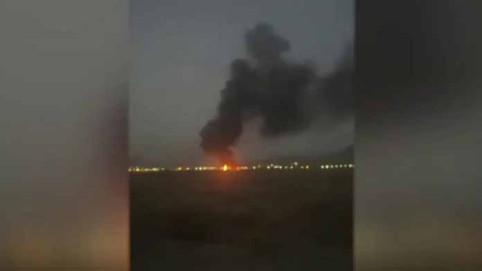 В иранском городе Сирик у Ормузского пролива снова зафиксированы взрывы